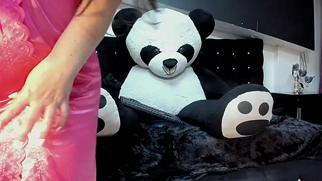 lia__owen Adlı Modelin Canlı XXX Sohbeti