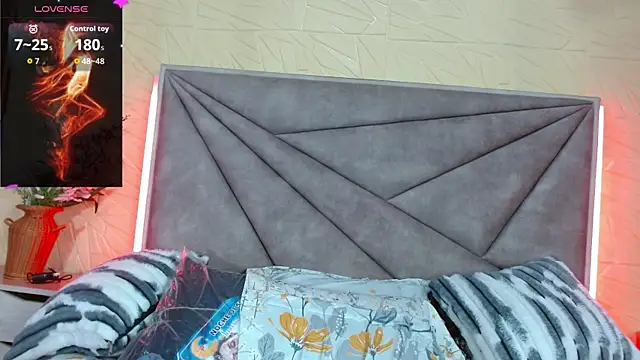 Chat +18 de Esmeralda_oikos ao vivo