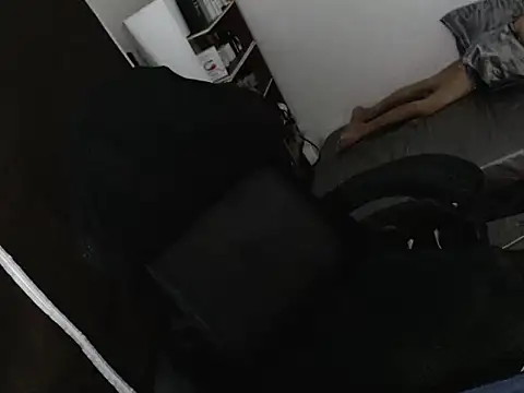 OracleJuno's Live XXX Chat