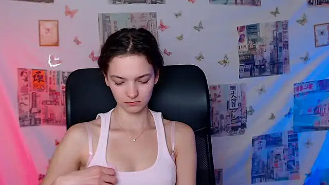 _SusieSu_ Adlı Modelin Canlı XXX Sohbeti