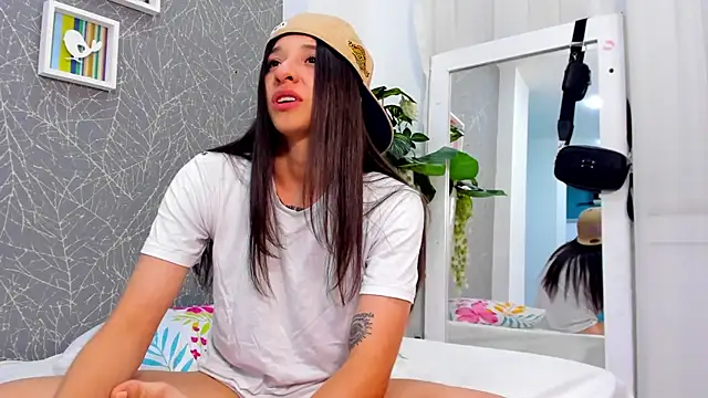 ViictoriiaSaenz Chat XXX live