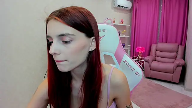 RedLipse live XXX chat