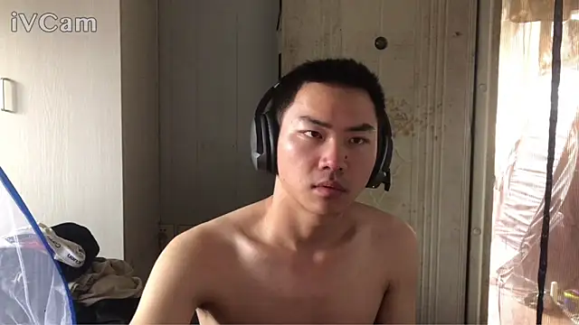 dyjdddttj 现场XXX聊天