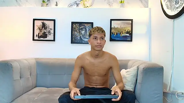 GOLD_BOYSn Live XXX chat