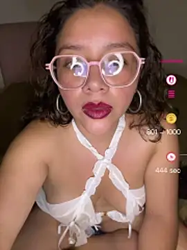 Vivi_Kvsh's Live XXX Chat