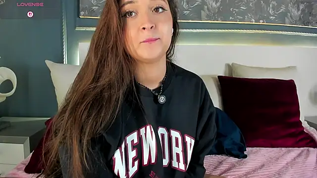 MiaKay1n Live XXX chat