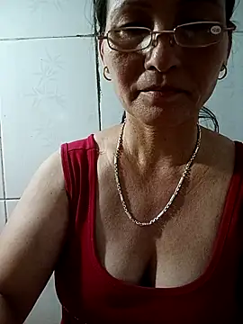 הופעת וובקאם של Cucci07
