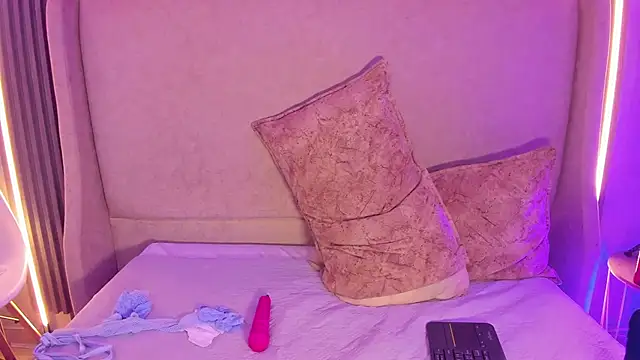 LezyTompson Live XXX-chat