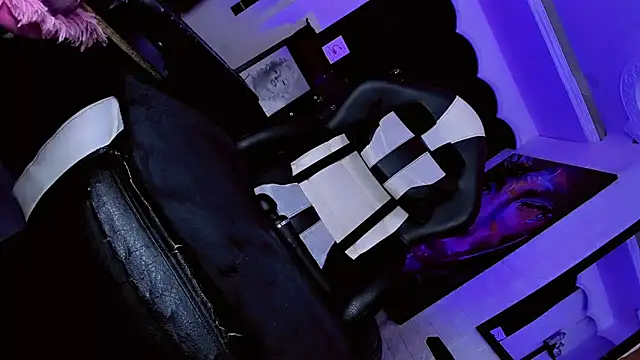 Yareth_Rouss_ Chat XXX in diretta
