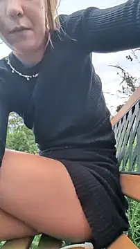 Risky_girl23_のライブXXXチャット