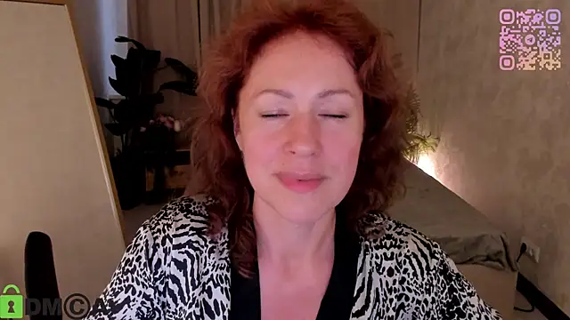 Chat +18 de LeticiaRomano ao vivo