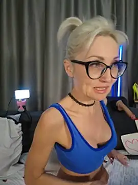 Milforja Chat XXX live