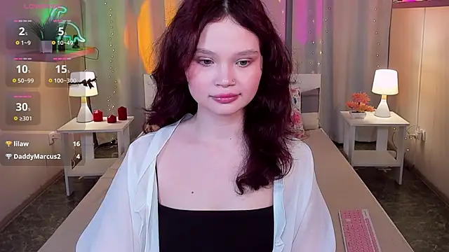 Chatroom XXX en direct de EmilyChaves
