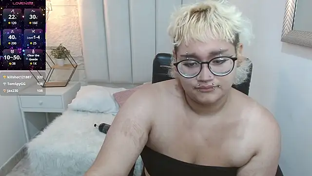 Онлайн чат XXX Echypyon_