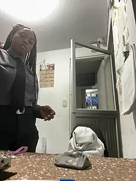 CiaraEbony – Naživo XXX chat
