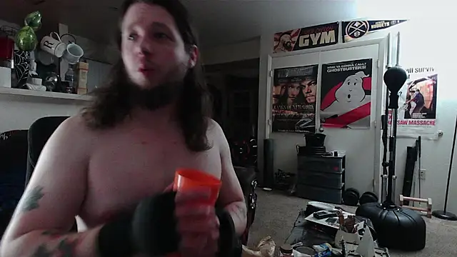 biggerisbetter12 Show in webcam