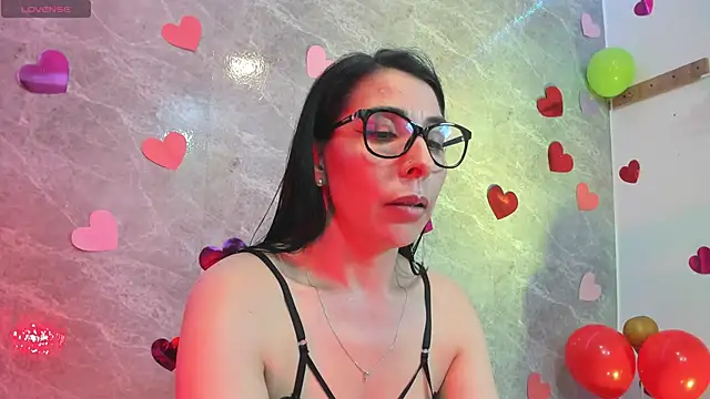 Czat XXX na żywo – adellelennoxx
