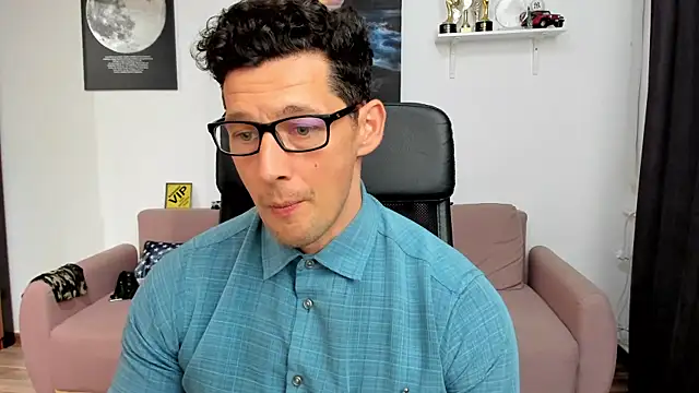 Chat +18 de BrutusK08 ao vivo