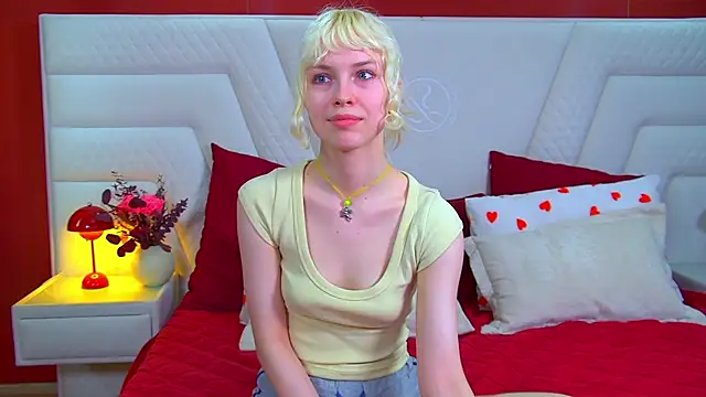 Chatroom XXX en direct de HannahHollis