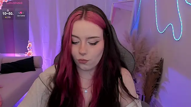 CoraMiel Live XXX-chat