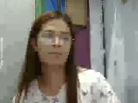 juicycum069 Show in webcam