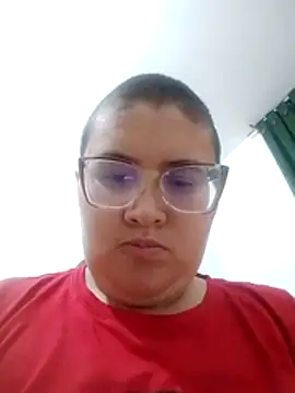 צ'אט XXX בשידור חי של johannasexy97