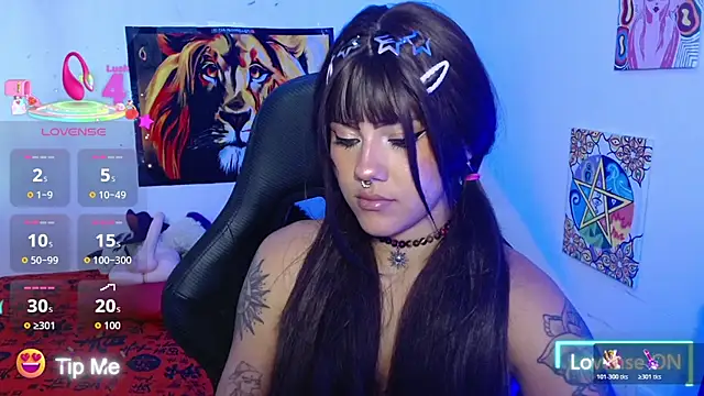 Chat +18 de Divinejewel69 ao vivo