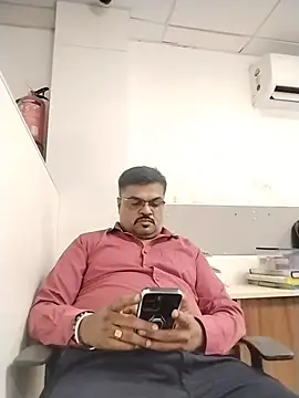 Desi_Lodo_Gujju_Boy 网络视讯表演