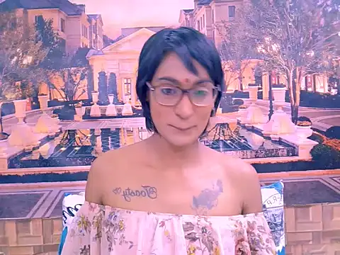 IndianRebel4u2Luv – Naživo XXX chat