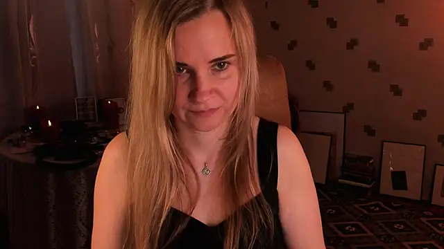 MiaSparkes 网络视讯表演