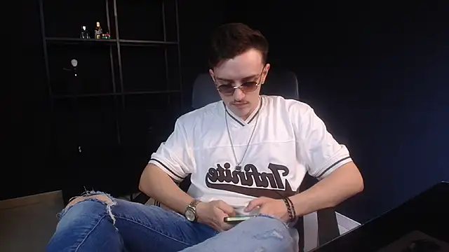 FelixStarkkのウェブカメラショー