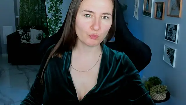 XXX chat uživo modela Golden_Dragon