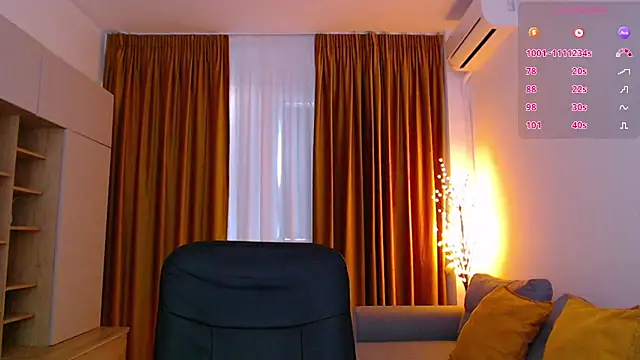 Czat XXX na żywo – mia_bloomy
