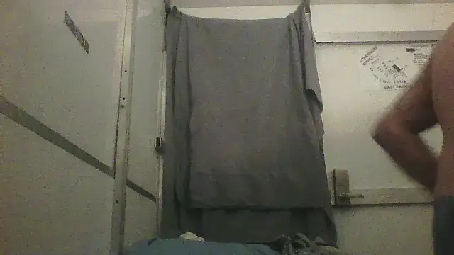 brazybooty92 Show in webcam