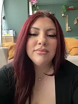CurvyKimmy1のウェブカメラショー