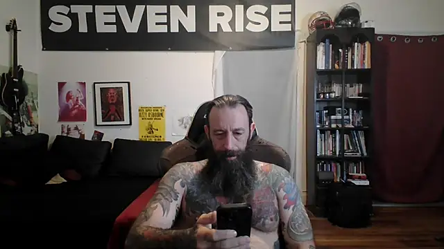 StevenRiseNYC Show in webcam
