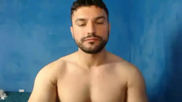 Show modela alex_blu na web-kameri