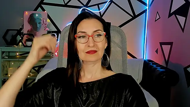 UnaTerra's Live XXX Chat