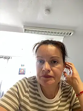 LoveNBloom Chat XXX live