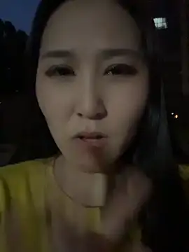 Fannywell Live XXX-Chat
