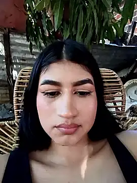 Онлайн чат XXX Julix_A