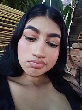 Julix_A Chat XXX live