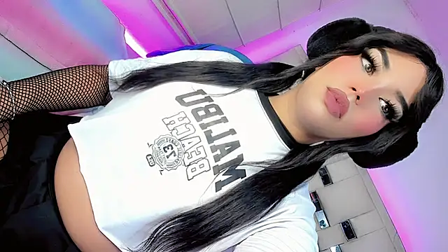 Alannys_xHotx Webcam Show