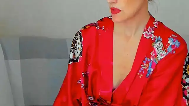 beddable_woman: онлайн-секс-чат