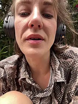 Kamoranan Live XXX chat