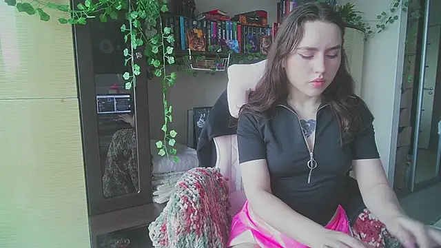 צ'אט XXX בשידור חי של lunar_Sanata