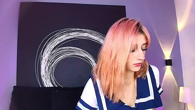 دردشة AlannaViera الجنسية المباشرة