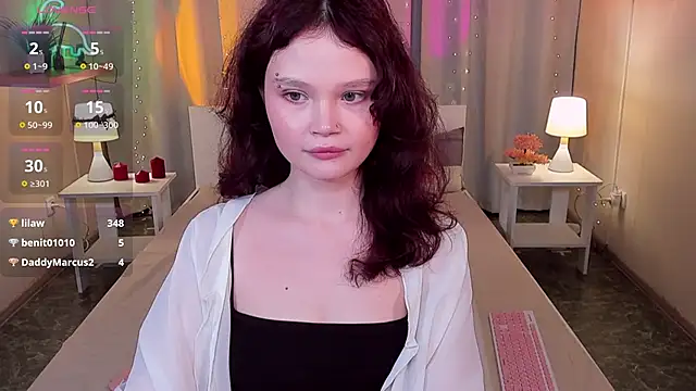 EmilyChaves 即時 XXX 聊天