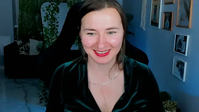 Golden_Dragon Chat XXX live