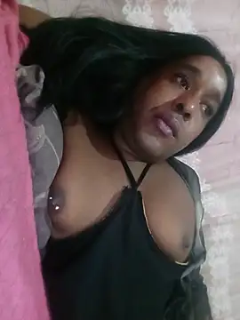 Hellentrans24's Live XXX Chat